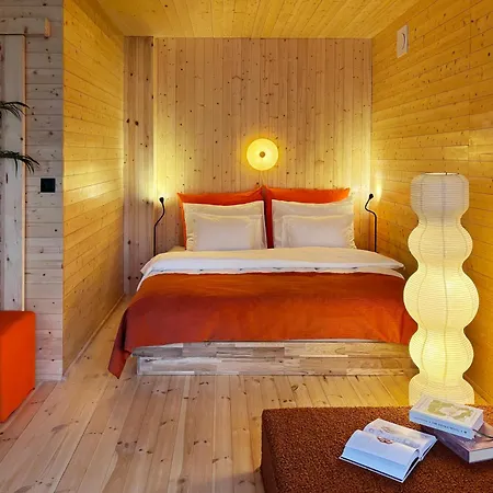 Na Wodzie - On The River Poznań