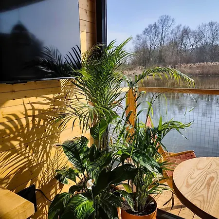 Tatil Evi Na Wodzie - On The River