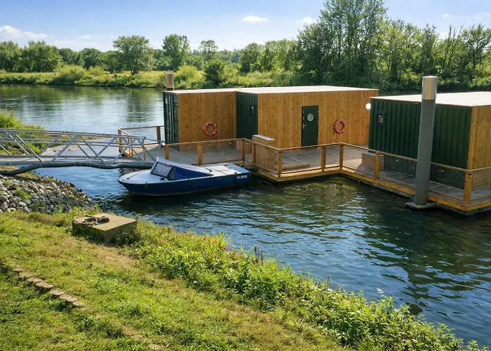 Na Wodzie - On The River Poznaň